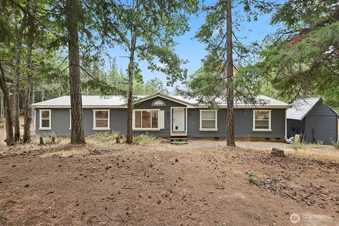 60 Aki Rd, Lyle, WA 98635