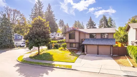 3327 SE 17th St, Renton, WA 98058