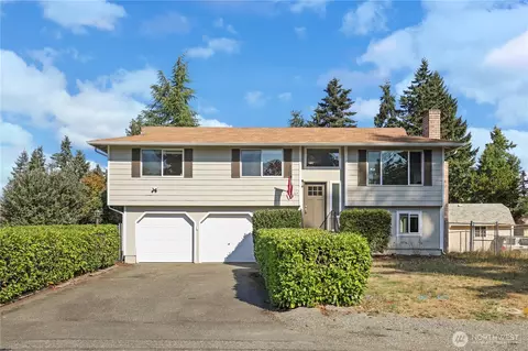205 187th St E, Spanaway, WA 98387