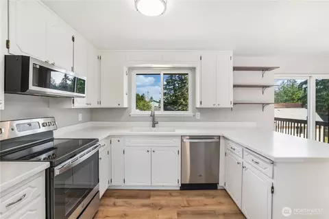 Kitchen - 205 187th St E, Spanaway, WA 98387 photo 2 of 2