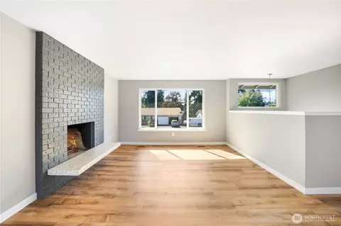 Living - 205 187th St E, Spanaway, WA 98387 photo 2 of 9