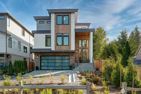 15525 NE 60th St, Redmond, WA 98052