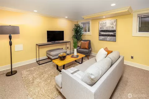 611 20th Ave E, Seattle, WA 98112 photo 24