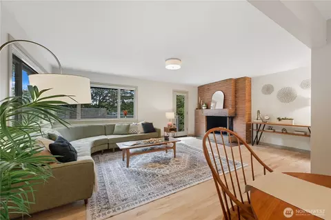 Living - 8533 Burke Ave N, Seattle, WA 98103 photo 1 of 4