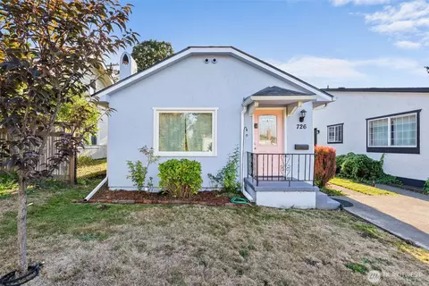 726 S Pearl St, Centralia, WA 98531