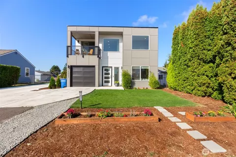 16021 11th Ave SW, Seattle, WA 98166