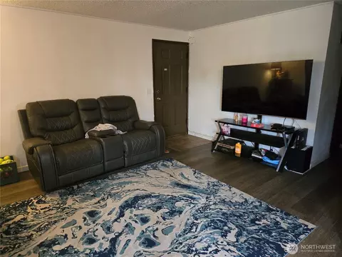 Living - 1413 E Marine View Dr, Everett, WA 98201 photo 1 of 5