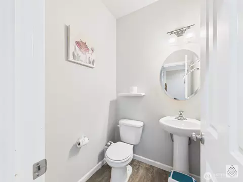 Bath - 3625 202nd Pl SE, Bothell, WA 98012 photo 1 of 4
