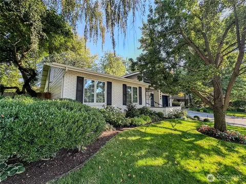 1803 Crestline Dr, Walla Walla, WA 99362