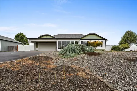 17934 Dalisky Ct SW, Tenino, WA 98589