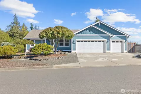 2439 W 12th St, Port Angeles, WA 98363