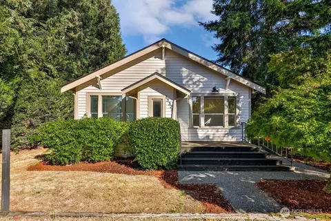 15324 4th Ave SW, Burien, WA 98166