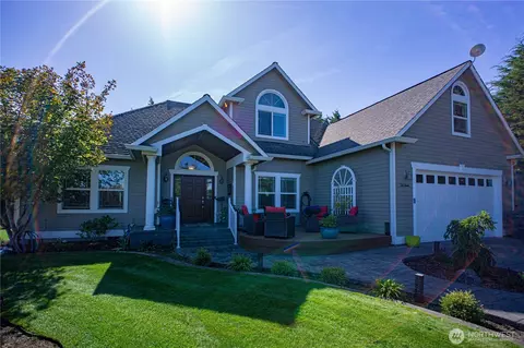 104 Klahhane Rd, Sequim, WA 98382