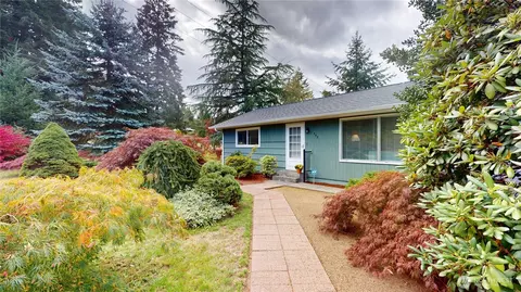 445 Sunnyhill Rd W, Bremerton, WA 98312