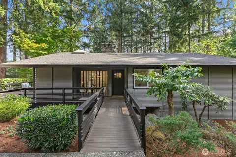 3022 137th Ave NE, Bellevue, WA 98005