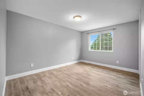 Bedroom - 709 E 3rd St, Nooksack, WA 98276 photo 4 of 5