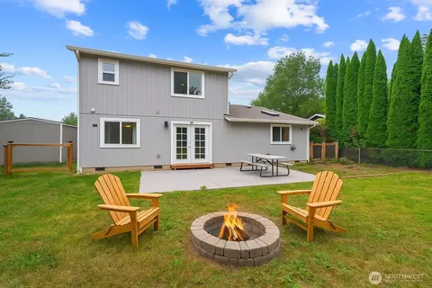 Exterior - 709 E 3rd St, Nooksack, WA 98276 photo 4 of 7