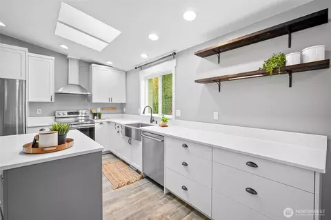 Kitchen - 709 E 3rd St, Nooksack, WA 98276 photo 3 of 4