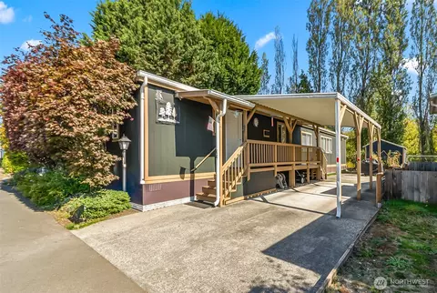 415 Lakeview Rd #K4, Lynnwood, WA 98087