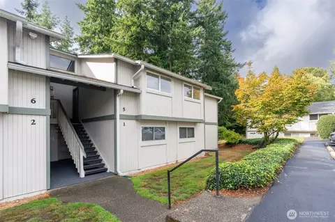 32330 4th Pl S #P5, Federal Way, WA 98003