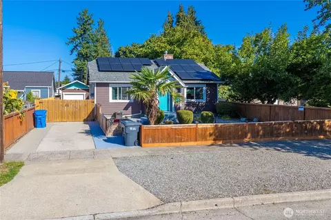 315 7th Ave NW, Puyallup, WA 98371