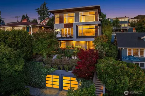 2916 11th Ave W, Seattle, WA 98119