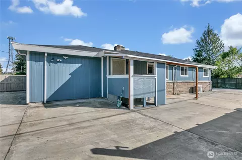 3501 S Webster St, Seattle, WA 98118