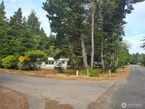 30101 U Pl, Ocean Park, WA 98640