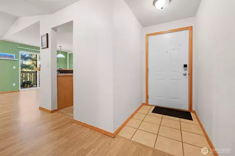 1009 112th St SE #B305, Everett, WA 98208 photo 2