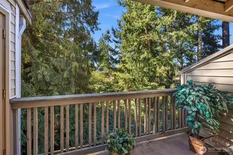 1009 112th St SE #B305, Everett, WA 98208 photo 16