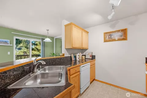 1009 112th St SE #B305, Everett, WA 98208 photo 12