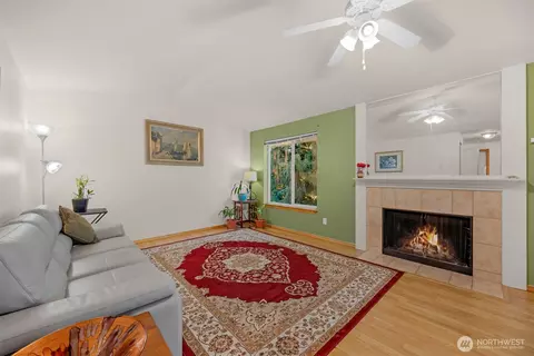 1009 112th St SE #B305, Everett, WA 98208 photo 4