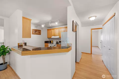 1009 112th St SE #B305, Everett, WA 98208 photo 9