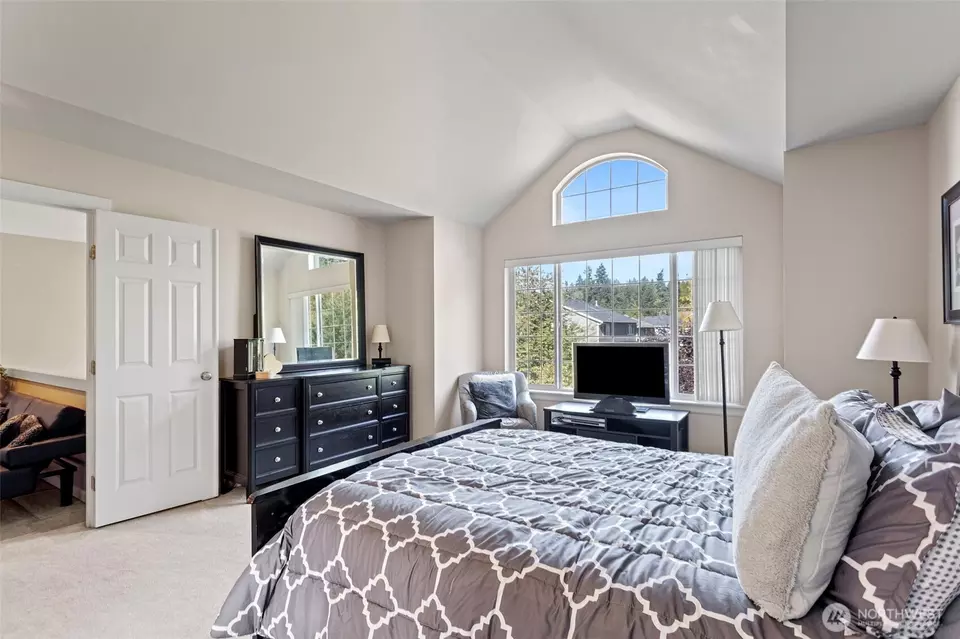 Bedroom - 2256 SE Bandera Ct, Port Orchard, WA 98367 photo 2 of 5