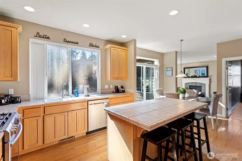 Kitchen - 2256 SE Bandera Ct, Port Orchard, WA 98367 photo 1 of 3