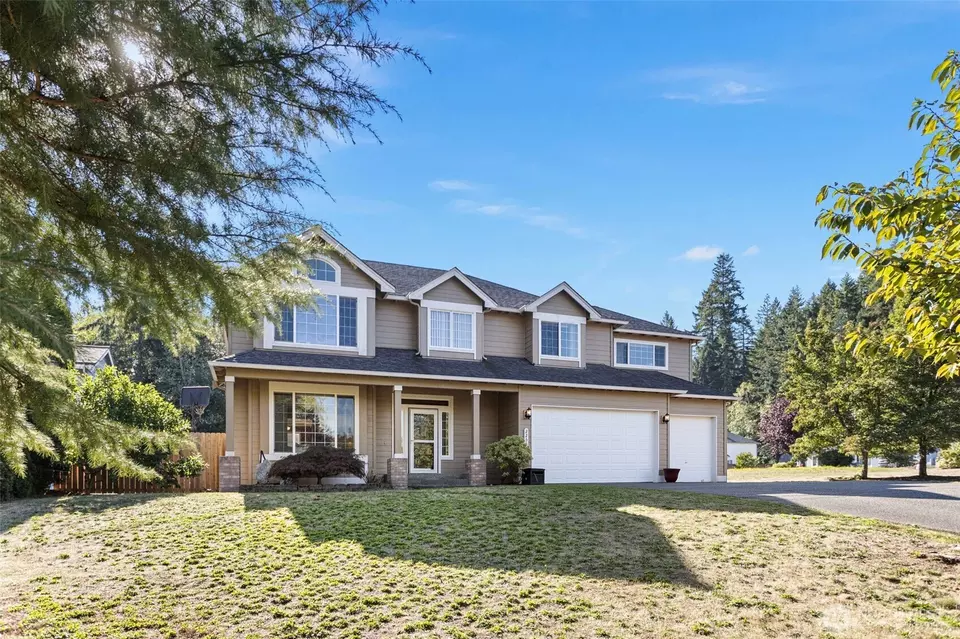 Exterior - 2256 SE Bandera Ct, Port Orchard, WA 98367 photo 2 of 5