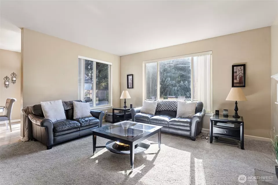 Living - 2256 SE Bandera Ct, Port Orchard, WA 98367 photo 2 of 3
