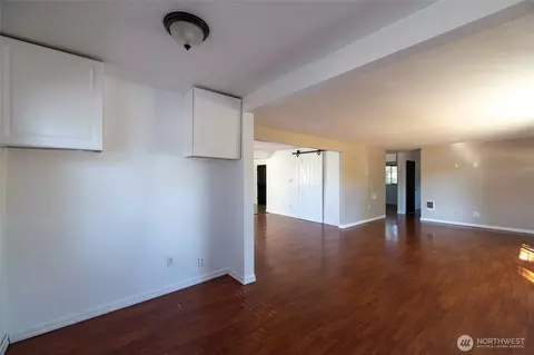Living - 121 Cabe Rd, Chehalis, WA 98532 photo 3 of 3
