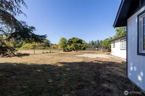 Exterior - 121 Cabe Rd, Chehalis, WA 98532 photo 7 of 8