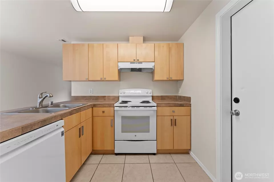 Kitchen - 10214 13th Avenue Ct E #F, Tacoma, WA 98445 photo 2 of 3