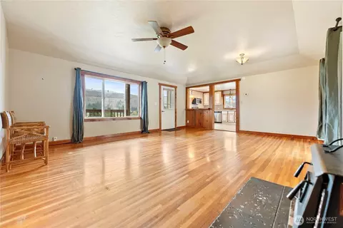 Living - 245 Twisp-carlton Rd, Twisp, WA 98856 photo 1 of 3