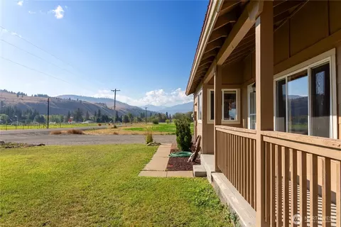 Exterior - 245 Twisp-carlton Rd, Twisp, WA 98856 photo 3 of 15
