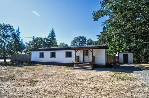 987 Tipsoo Loop N, Rainier, WA 98576
