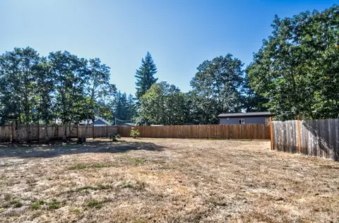 987 Tipsoo Loop N, Rainier, WA 98576 photo 20