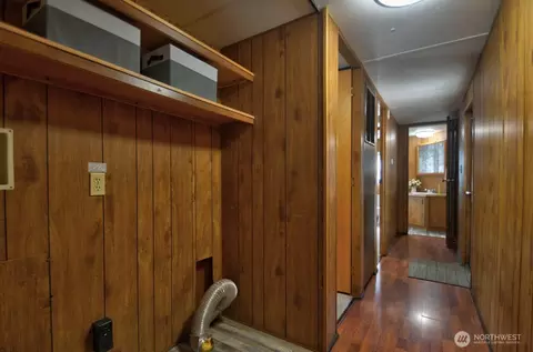 987 Tipsoo Loop N, Rainier, WA 98576 photo 8