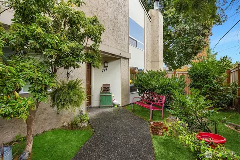 774 Madison Ave N #774, Bainbridge Island, WA 98110