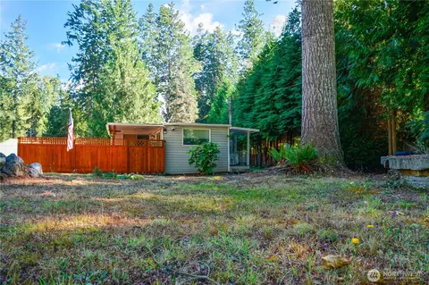 8011 Fir Tree Ln, Lake Stevens, WA 98258