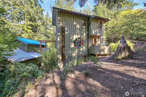 402 M St, Port Townsend, WA 98368