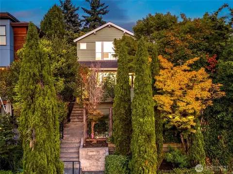 824 30th Ave, Seattle, WA 98122