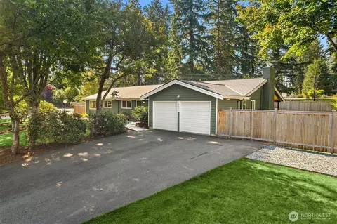 19507 170th Ave NE, Woodinville, WA 98072